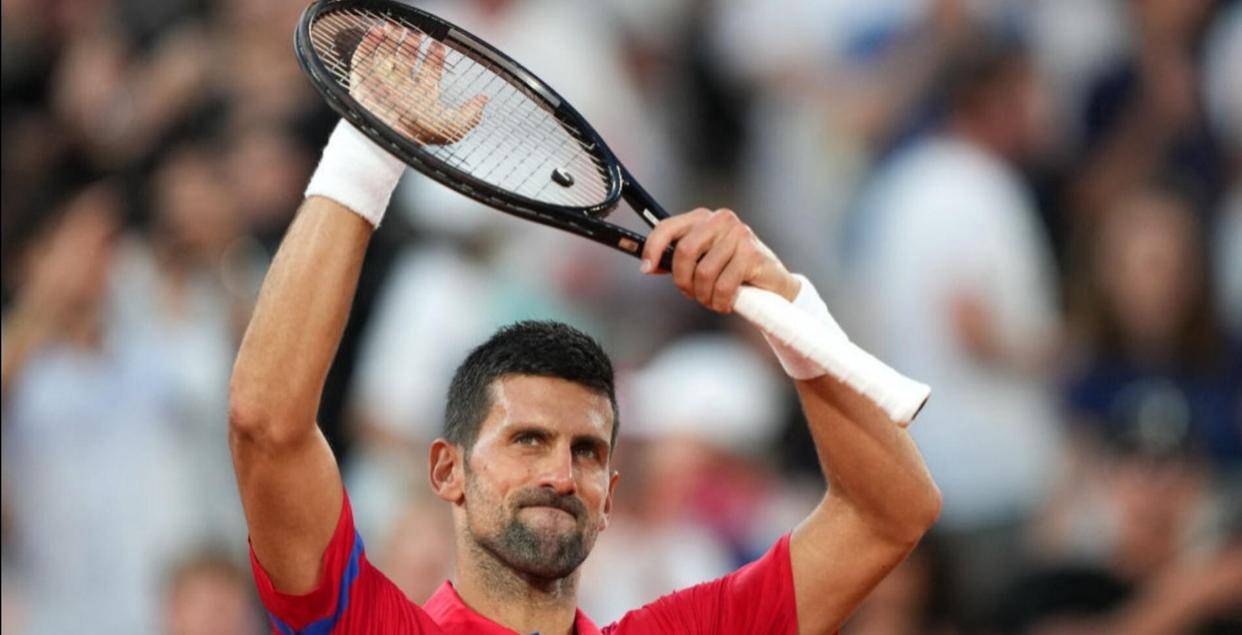 战术调整引爆全场！，德约科维奇意外战胜SKT赛场气氛高涨